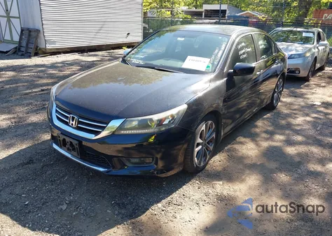 2015 Honda Accord Sport z USA, uszkodzony, nr VIN 1HGCR2F5XFA054220